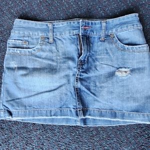 Juniors American Eagle denim skirt size 4